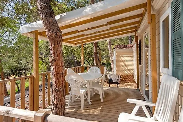 Camping Neptuno Pals 0*,  İspanya